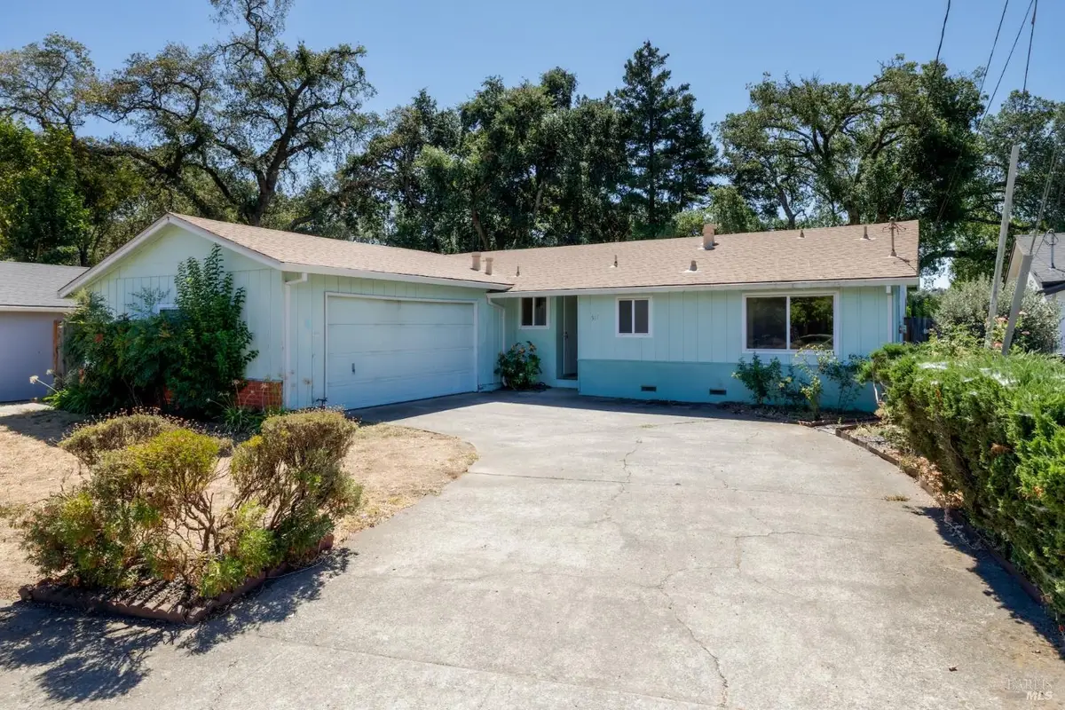 517 Antonio Street, Cloverdale, CA 95425 - #1