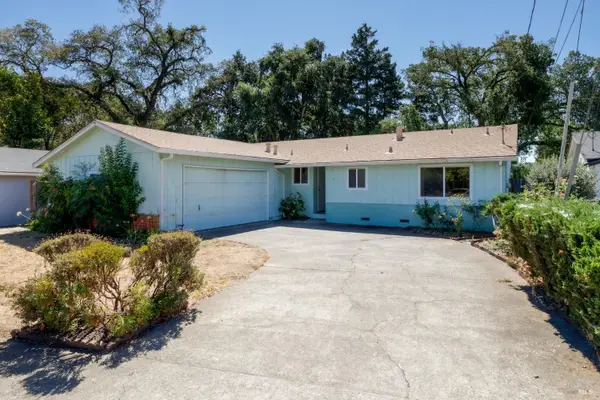 517 Antonio Street, Cloverdale, CA 95425