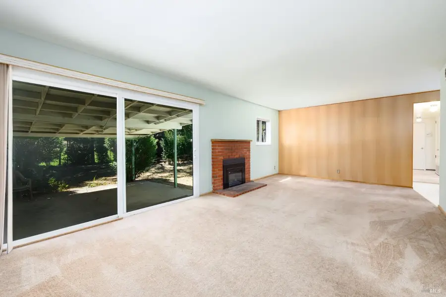 517 Antonio Street, Cloverdale, CA 95425 - #3