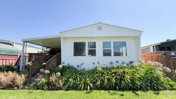 320 Rustic Lane, Rohnert Park, CA 94928