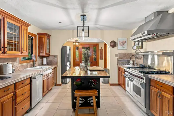 3991 Eastside Calpella Road, Ukiah, CA 95482