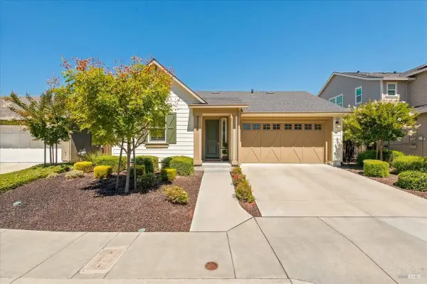 1604 Wildflower Way, Rohnert Park, CA 94928