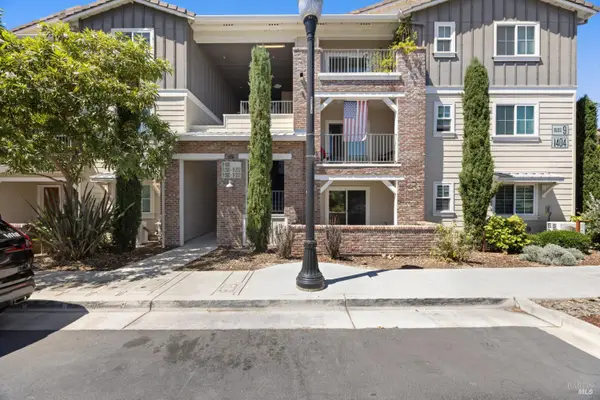 1404 Mauro Pietro Drive #100, Petaluma, CA 94954