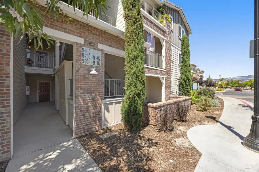1404 Mauro Pietro Drive #100, Petaluma, CA 94954 - #3
