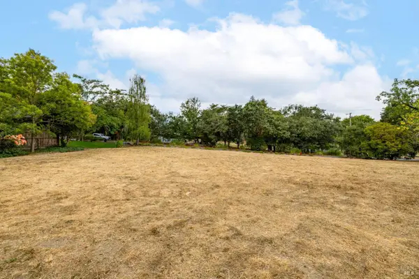468 W School Street, Cotati, CA 94931