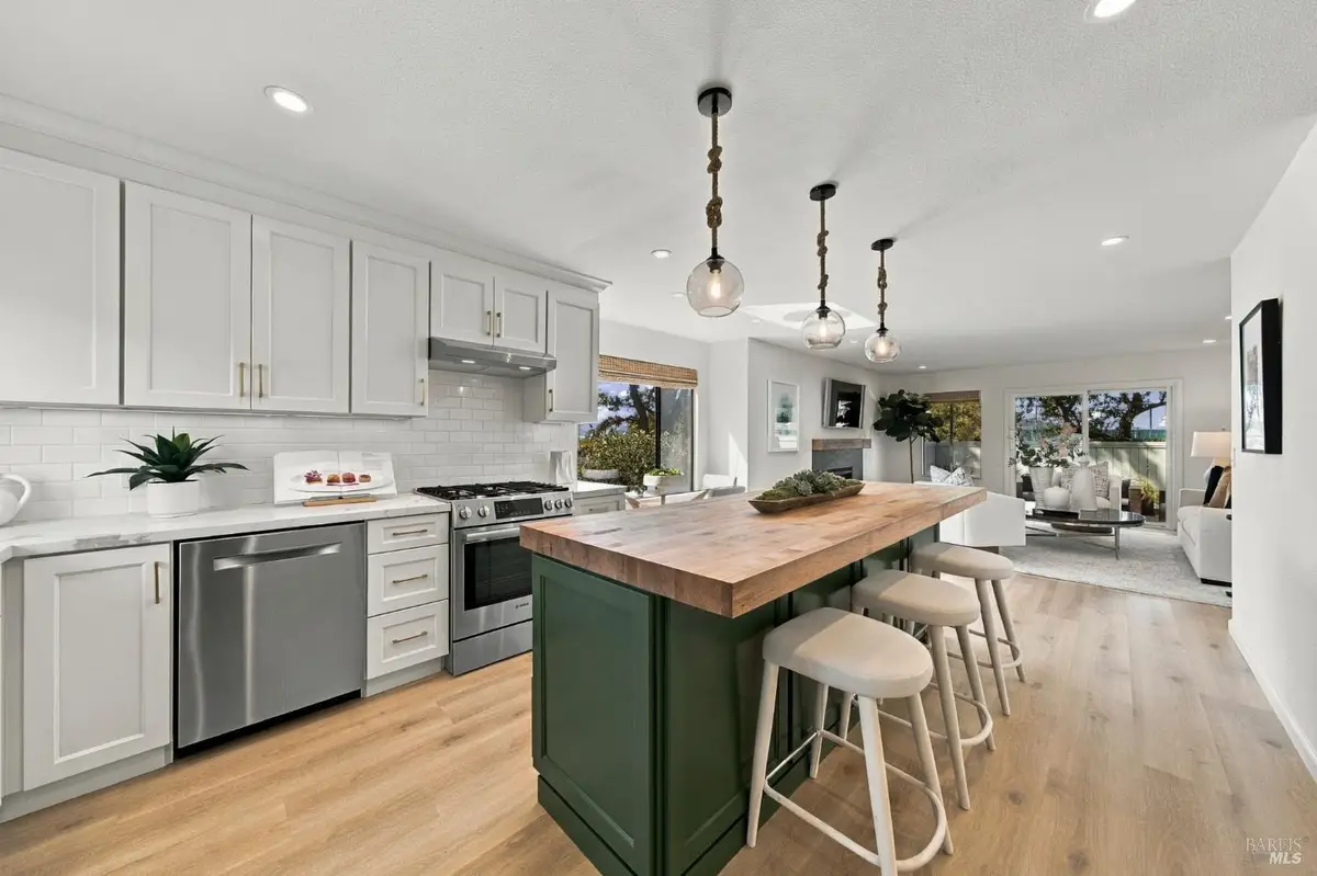 12 Bermuda Harbor Boulevard, Novato, CA 94949 - #1