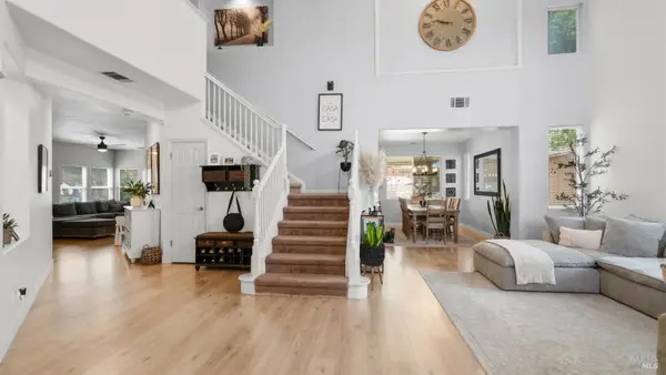 885 Kells Circle, Vacaville, CA 95688