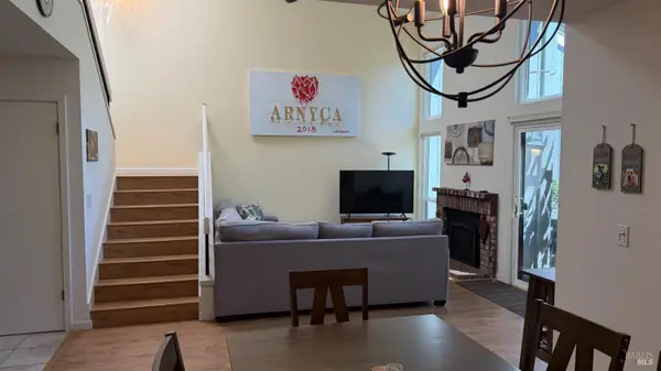 2760 Perch Drive, Napa, CA 94558