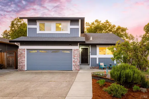 1116 Hailey Court, Rohnert Park, CA 94928