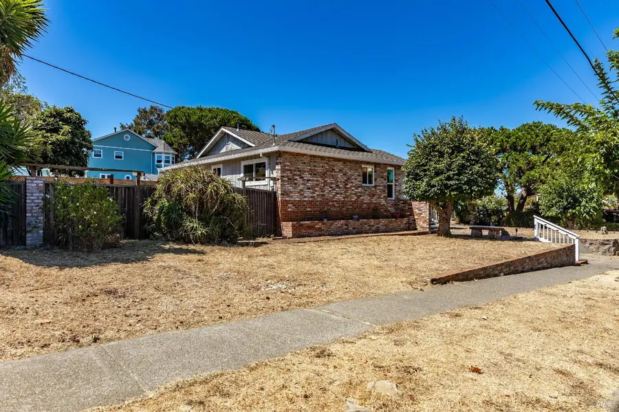836 W 8th Street, Benicia, CA 94510 - #3