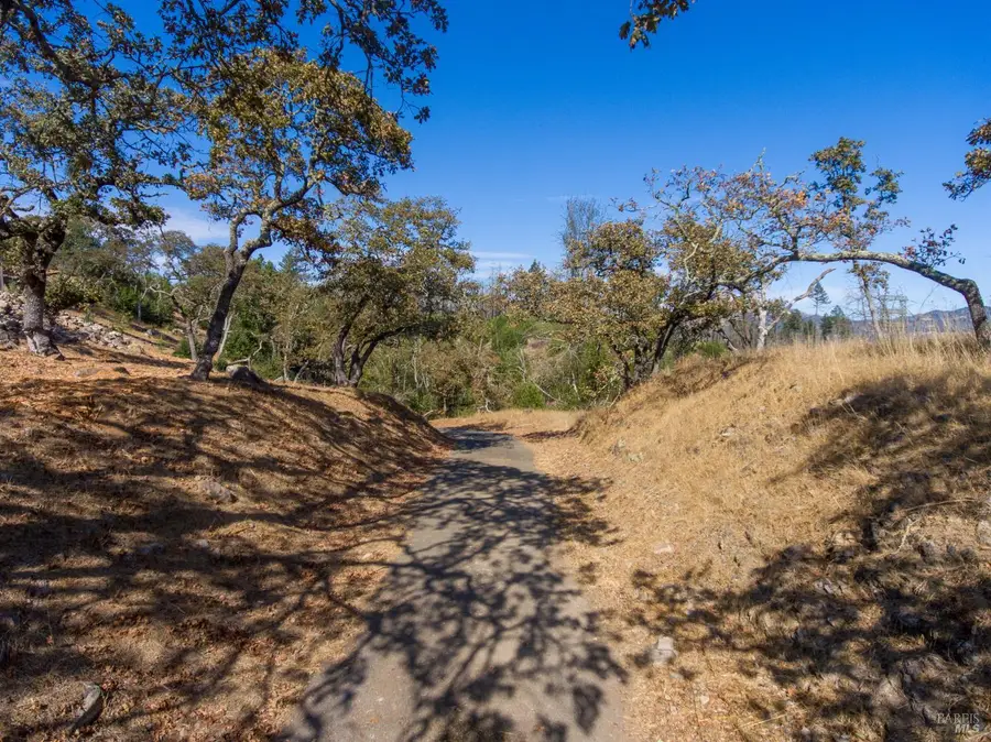 2733 Bennett Ridge Road, Santa Rosa, CA 95404 - #2