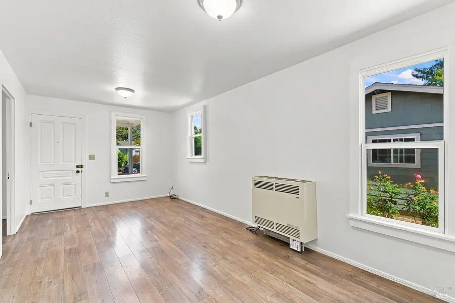 216 Theresa Street, Santa Rosa, CA 95407 - #2