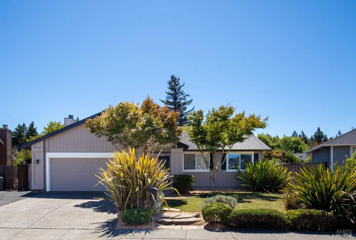 1119 Santa Cruz Way, Rohnert Park, CA 94928 - #1