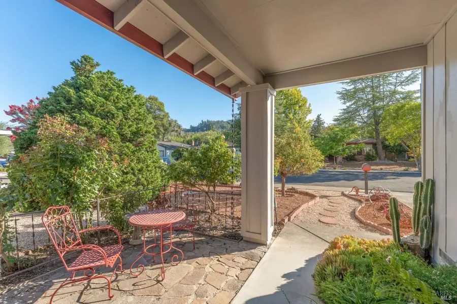 2424 Janis Way, Calistoga, CA 94515 - #3