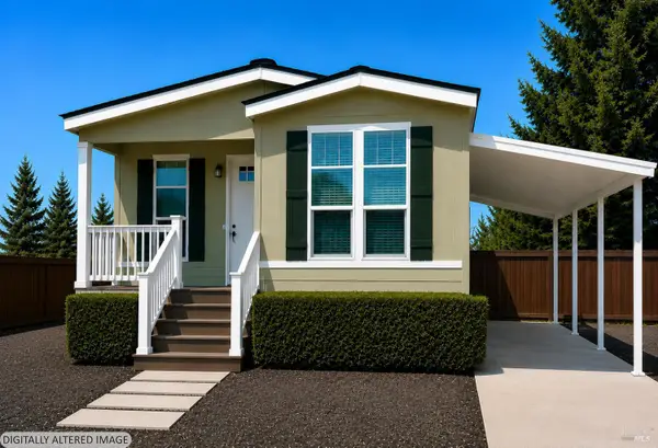 14 Oakwood Drive, Petaluma, CA 94954