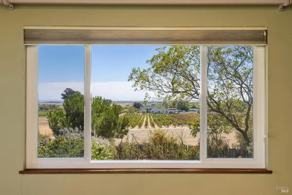1155 Bayview Avenue, Napa, CA 94559