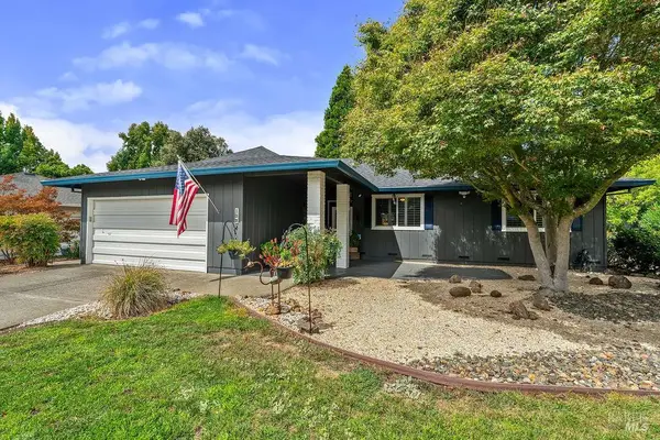 132 Mountain Vista Circle, Santa Rosa, CA 95409