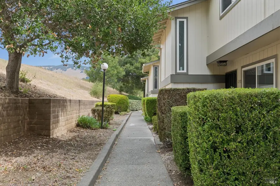 13 Oliva Drive #F, Novato, CA 94947 - #3