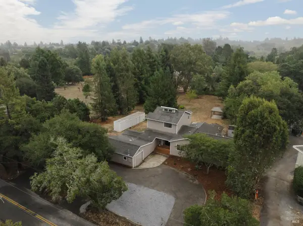 8061 Elphick Road, Sebastopol, CA 95472