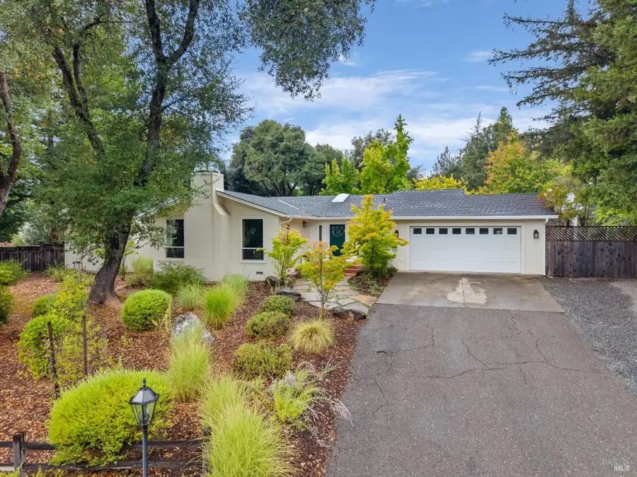1310 Chateau Place, Ukiah, CA 95482 - #2