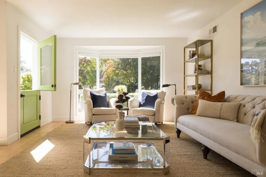 582 3rd Street E, Sonoma, CA 95476 - #3