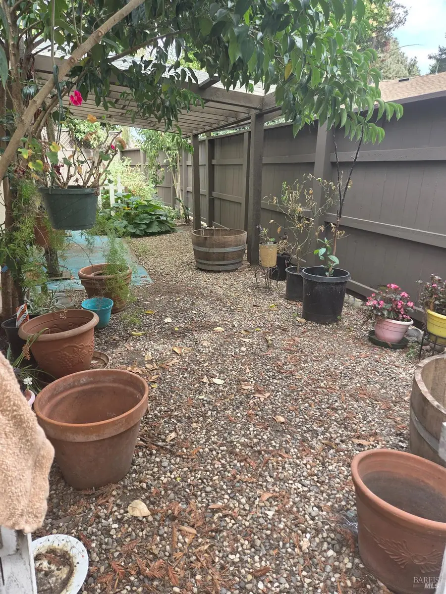 938 W 9th Street, Santa Rosa, CA 95401 - #2