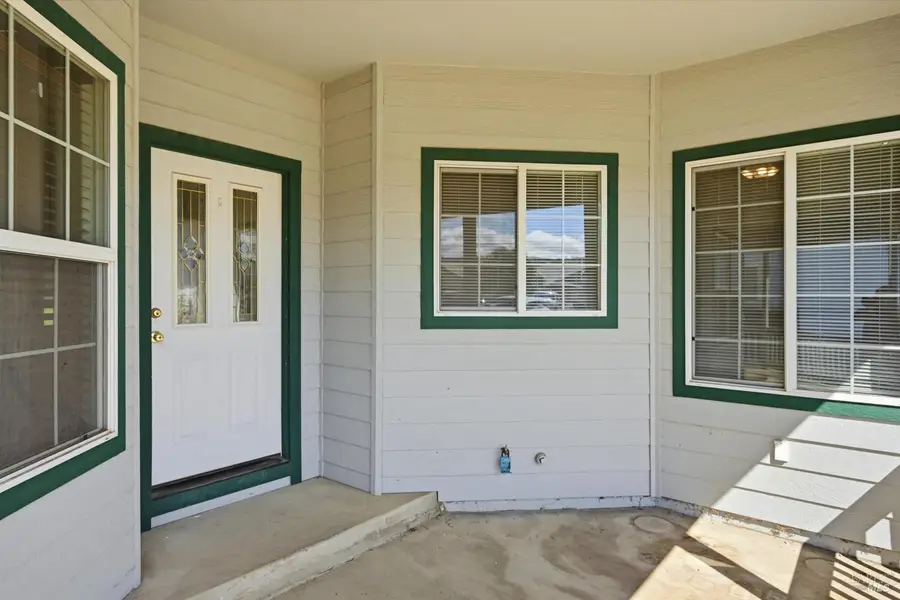18546 Spyglass Road, Hidden Valley Lake, CA 95467 - #2