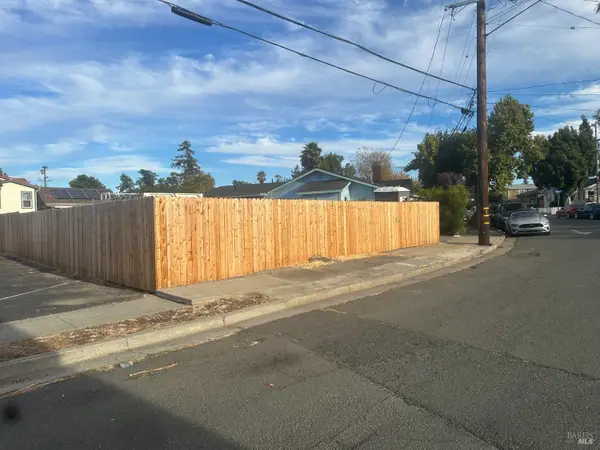 24 Tuolumne Street, Vallejo, CA 94590