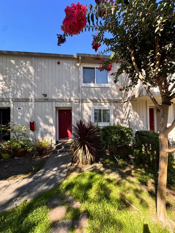 37 Front Street, Santa Rosa, CA 95448