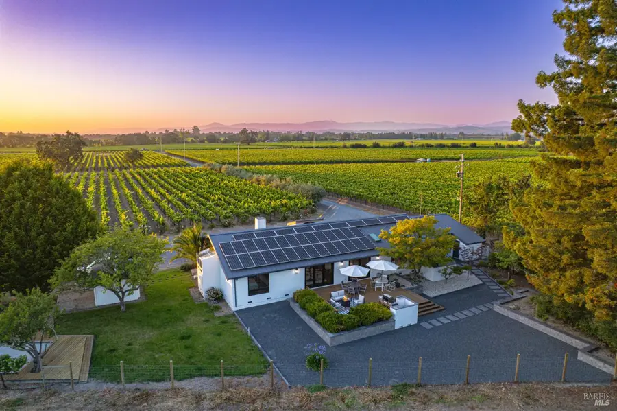 2740 River Road, Windsor, CA 95492 - #2