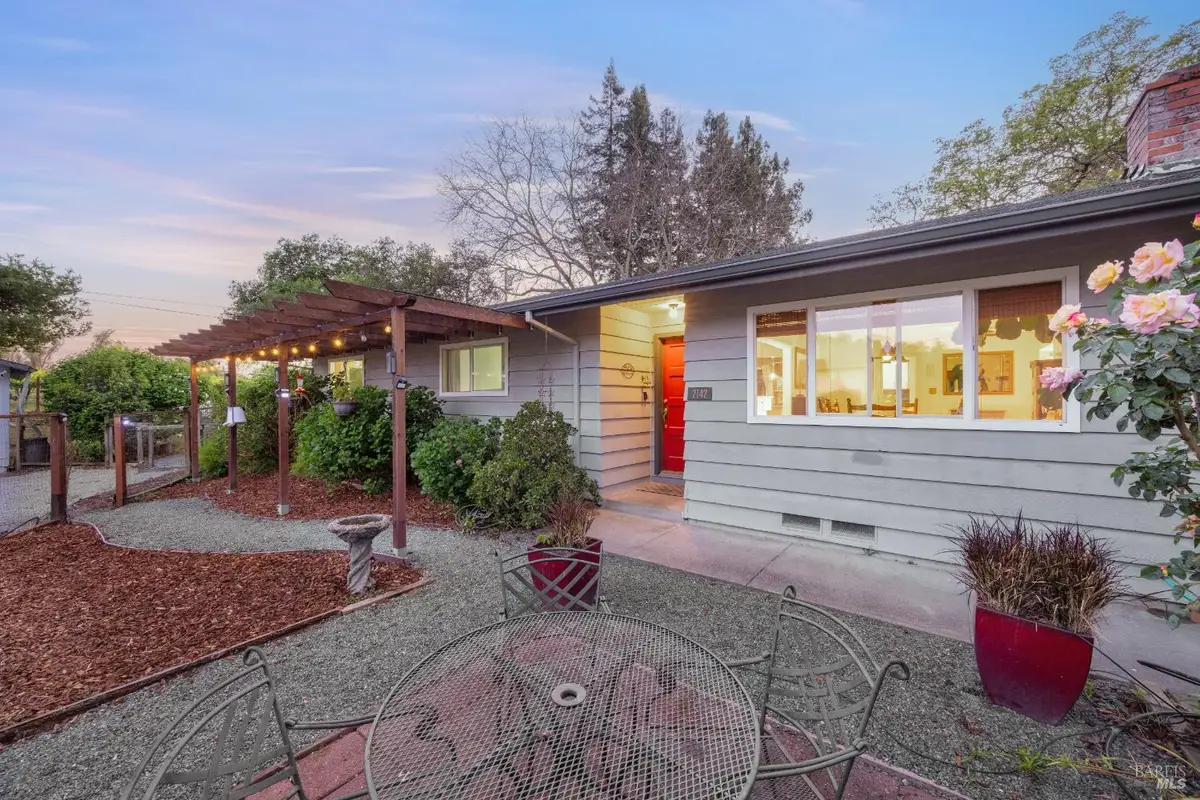 2142 Laguna Road, Santa Rosa, CA 95401 - #1
