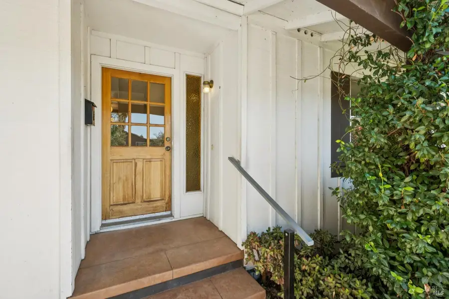 516 Oak Lake Avenue, Santa Rosa, CA 95409 - #2