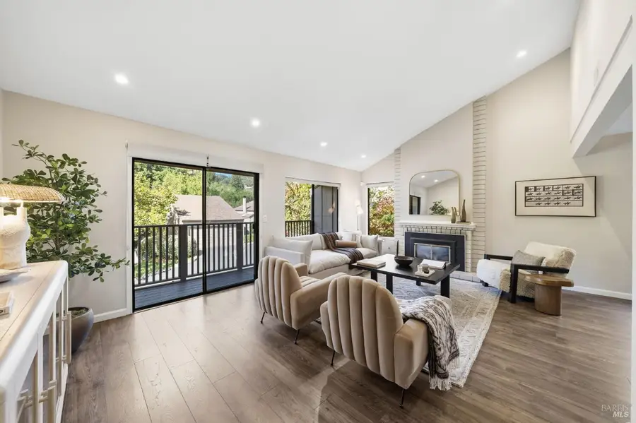 4 Hawk Ridge Court, Novato, CA 94949 - #2