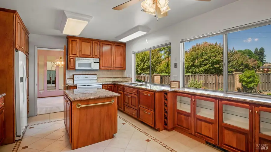 481 Crestview Drive, Vacaville, CA 95688 - #3