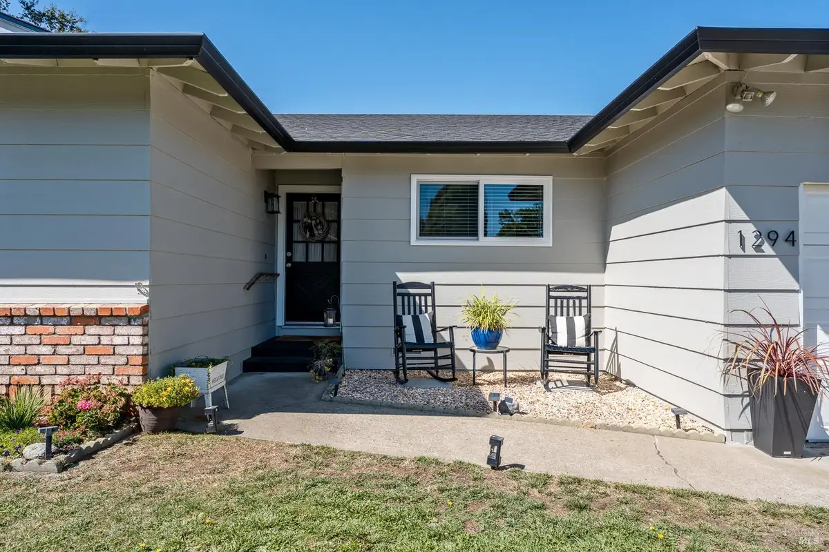 1294 Yokayo Court, Ukiah, CA 95482 - #1