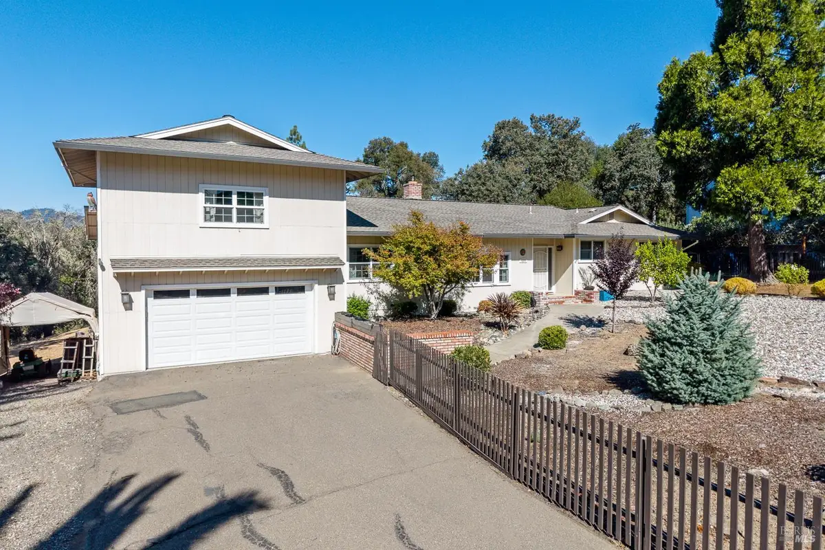 1260 Sequoia Plaza, Ukiah, CA 95482 - #1