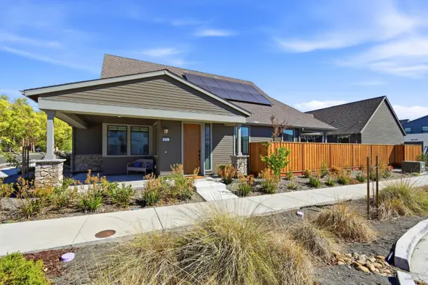9001 Camino Colegio, Rohnert Park, CA 94928