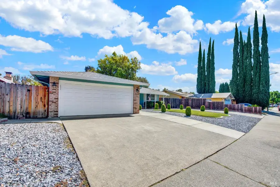 348 Adobe Drive, Vacaville, CA 95687 - #3