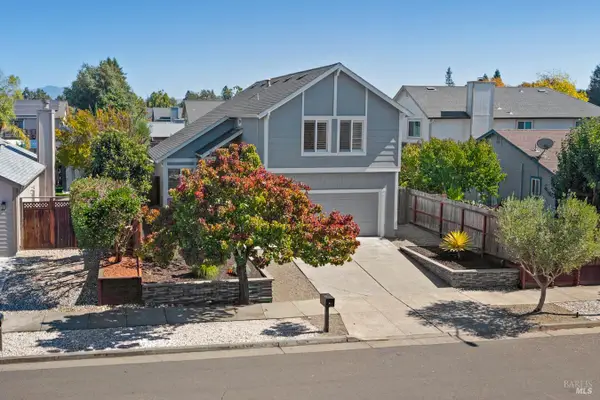 1136 Navarro Street, Santa Rosa, CA 95401