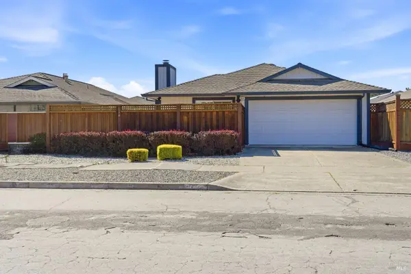 2044 Pinercrest Drive, Santa Rosa, CA 95403