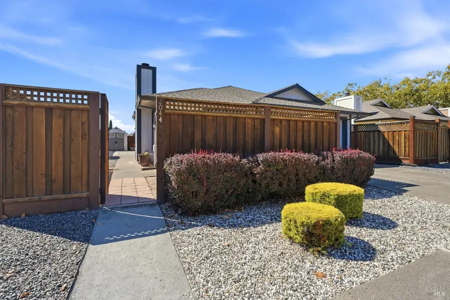 2044 Pinercrest Drive, Santa Rosa, CA 95403 - #3