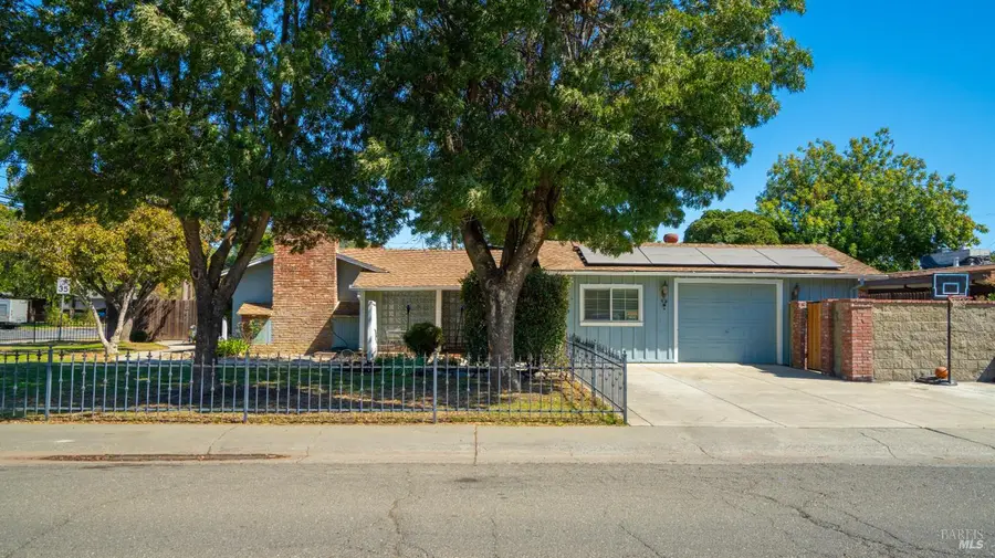 700 E A Street, Dixon, CA 95620 - #3