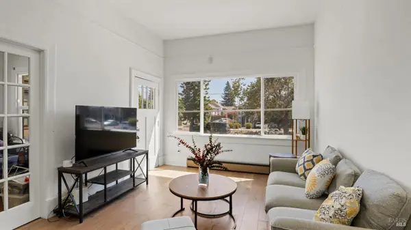 1160 Powell Street, Oakland, CA 94608