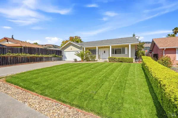 25 San Aleso Court, Novato, CA 94945