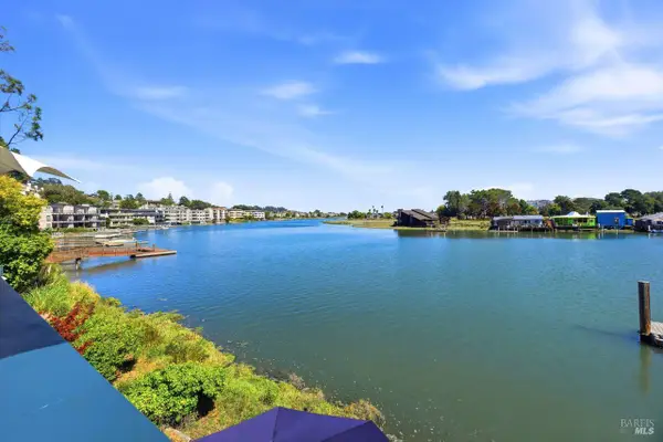 755 S Eliseo Drive #8, Greenbrae, CA 94904