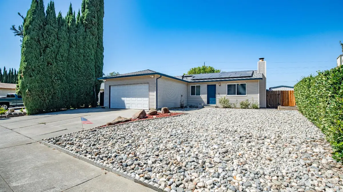 655 W Creekside Circle, Dixon, CA 95620 - #1