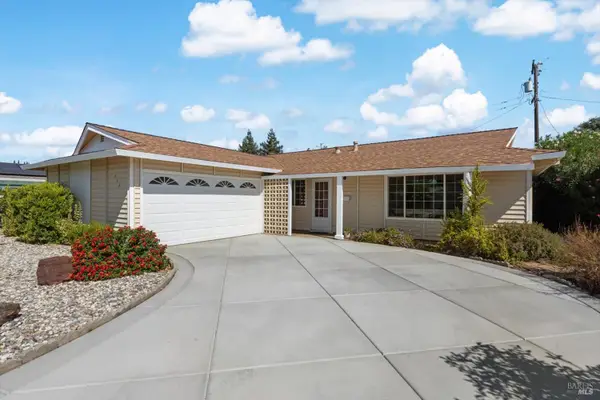 111 Mckinley Circle, Vacaville, CA 95687