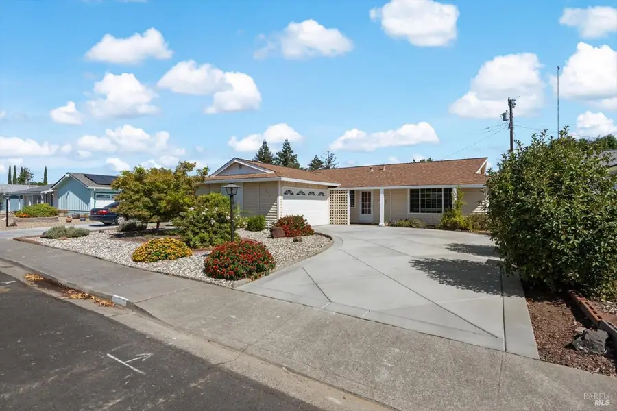111 Mckinley Circle, Vacaville, CA 95687 - #2