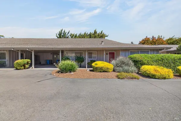 2 Valley Green Street, Santa Rosa, CA 95409