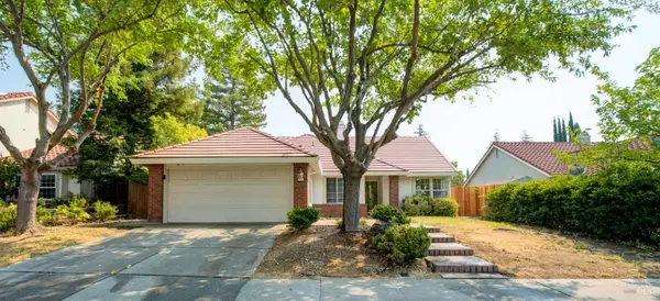 596 Rambleton Drive, Vacaville, CA 95688